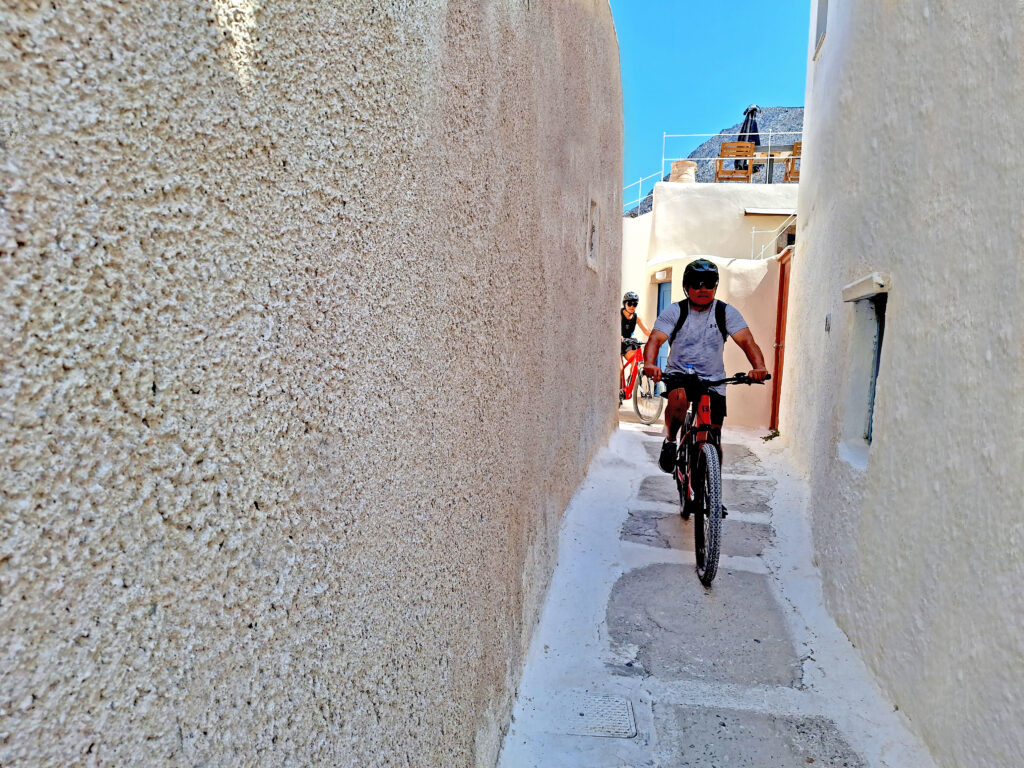 Bike-Tour-In-Santorini-5