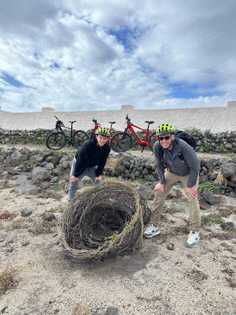 e-bike-Santorinie-tours-red-grape-adventures